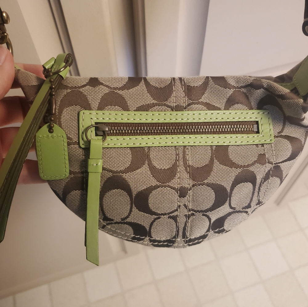 Coach Demi Baguette Crossbody